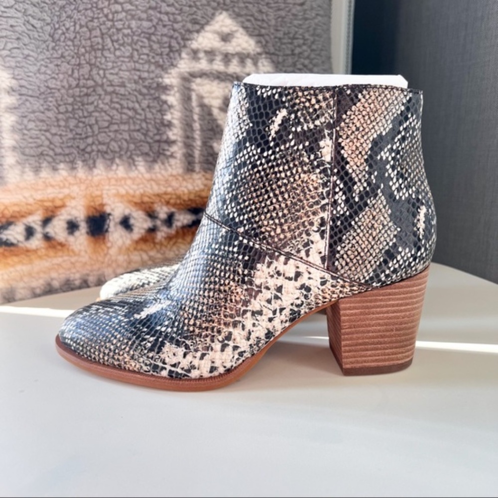 Madewell Rosie Leather Snakeskin Python Ankle Boots Booties, Size 7, NWT